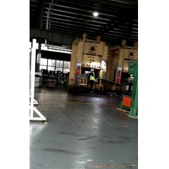 董浜利來汽車配件廠 招聘要求：男工18～45！女工40以內(nèi)少量